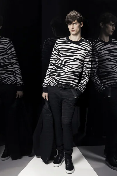 Look 22